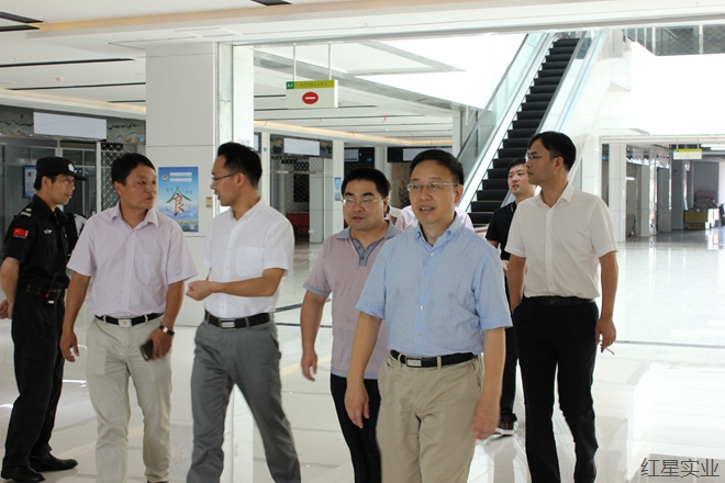 20160728市委办公厅副主任吕发祥一行来红星调研1.jpg
