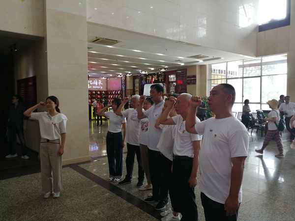 传承红色基因 建设幸福红星1.jpg